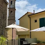 بيت للعطل The Old Mansion Vasia