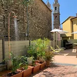 بيت للعطل The Old Mansion Vasia