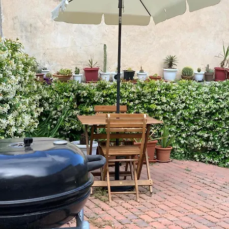 Semesterbostad The Old Mansion