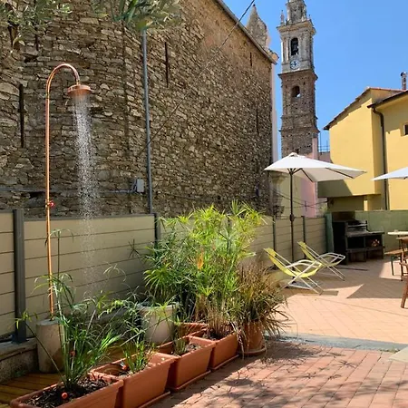 Semesterbostad The Old Mansion Vasia