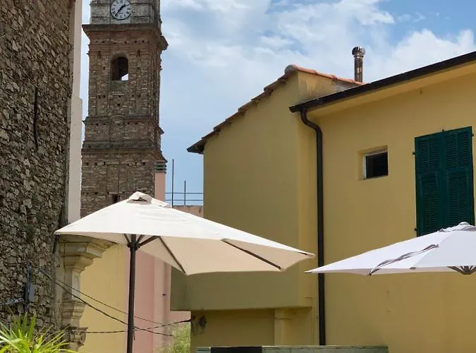 Semesterbostad The Old Mansion Vasia