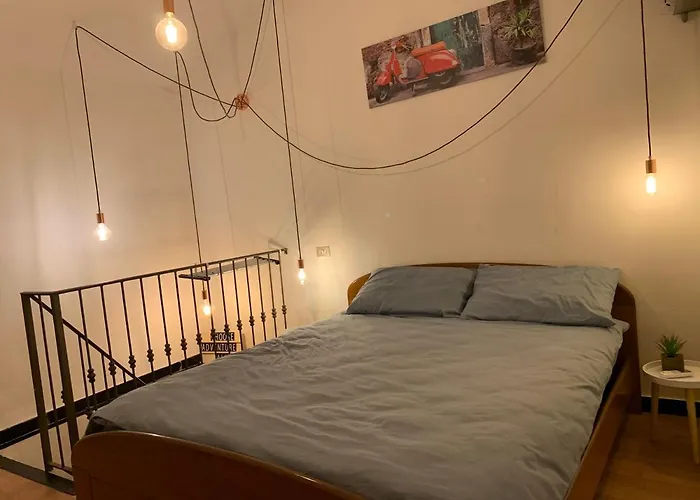 The Old Mansion * Vasia