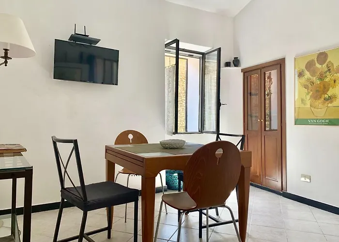 The Old Mansion * Vasia