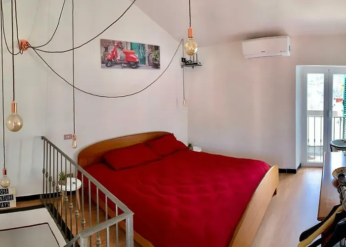 The Old Mansion Semesterbostad Vasia