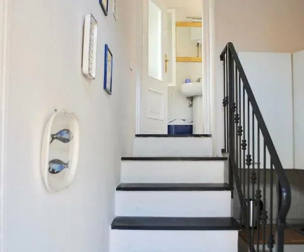 The Old Mansion Semesterbostad Vasia