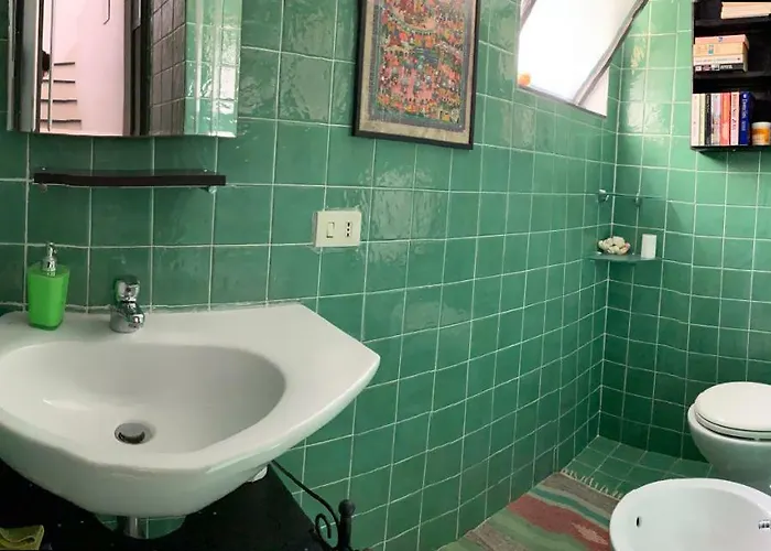 The Old Mansion * Vasia