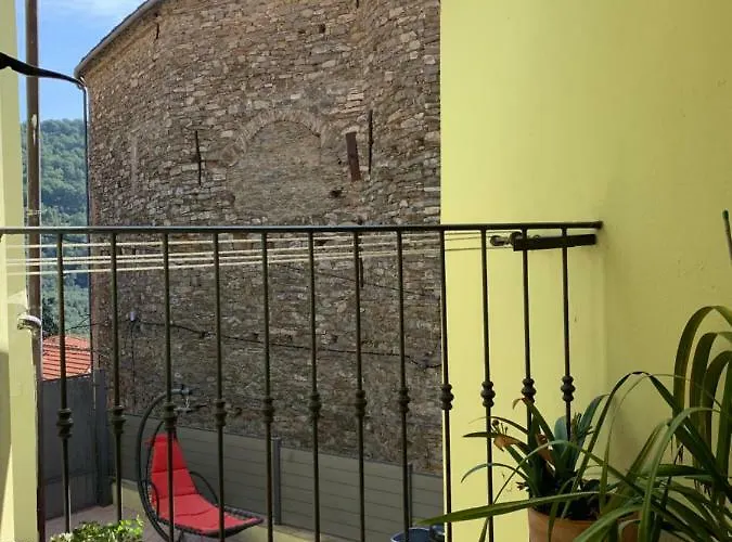 Semesterbostad The Old Mansion Vasia